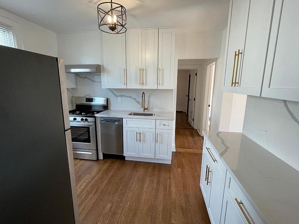 1st image of 338 Columbus Ave Floor 2