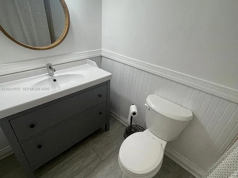 2625 Collins Ave #502 — Photo 5