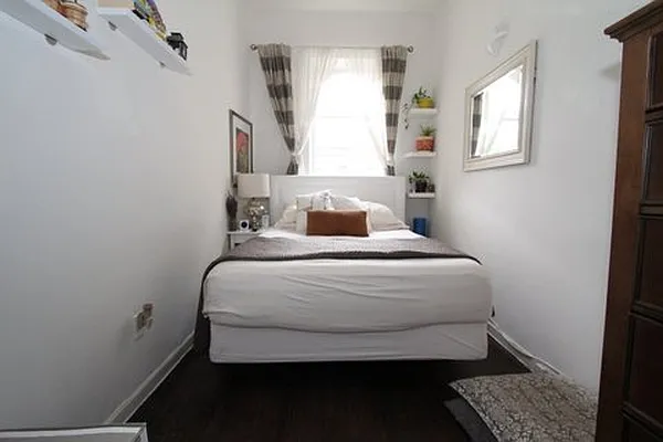 Rented by Bond New York | media 27