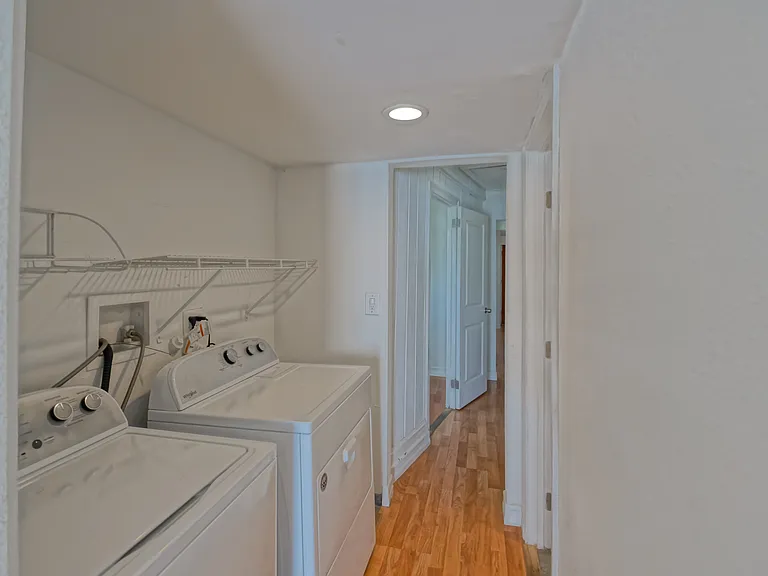 4541 W 172nd St #1A — Photo 31