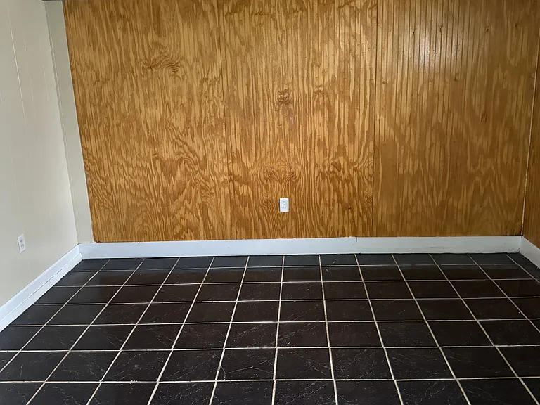 308 Watson Ave — Photo 11