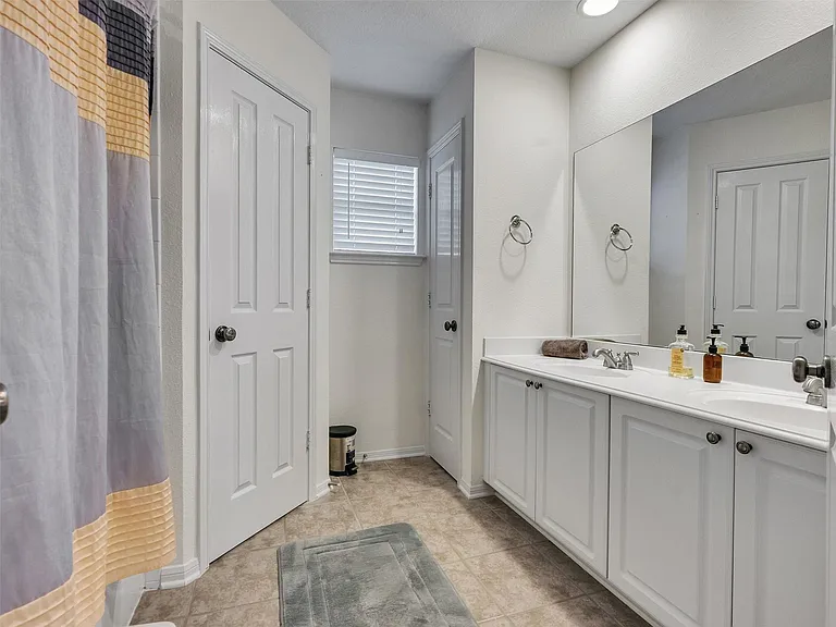 83 Scarlet Woods Ct #83 — Photo 20