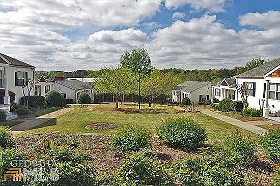 1503 Stone Gate Ln SE — Photo 9