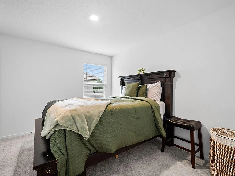 633 Craven St — Photo 15