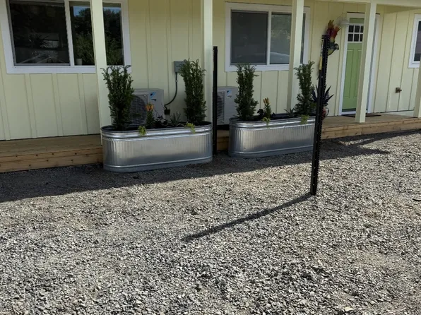 515 Broadway Ave #B, South Cle Elum, WA 98943