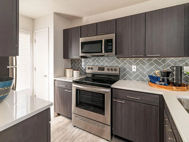 La Ventana Apartments — Photo 31