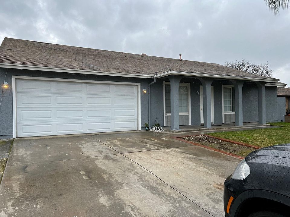 1st image of 707 Montezuma Ct