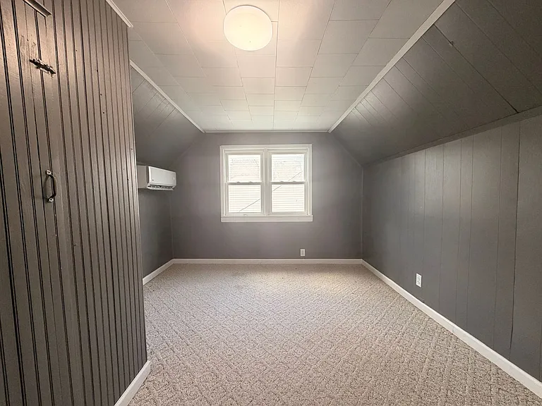 102 Church St — Photo 31