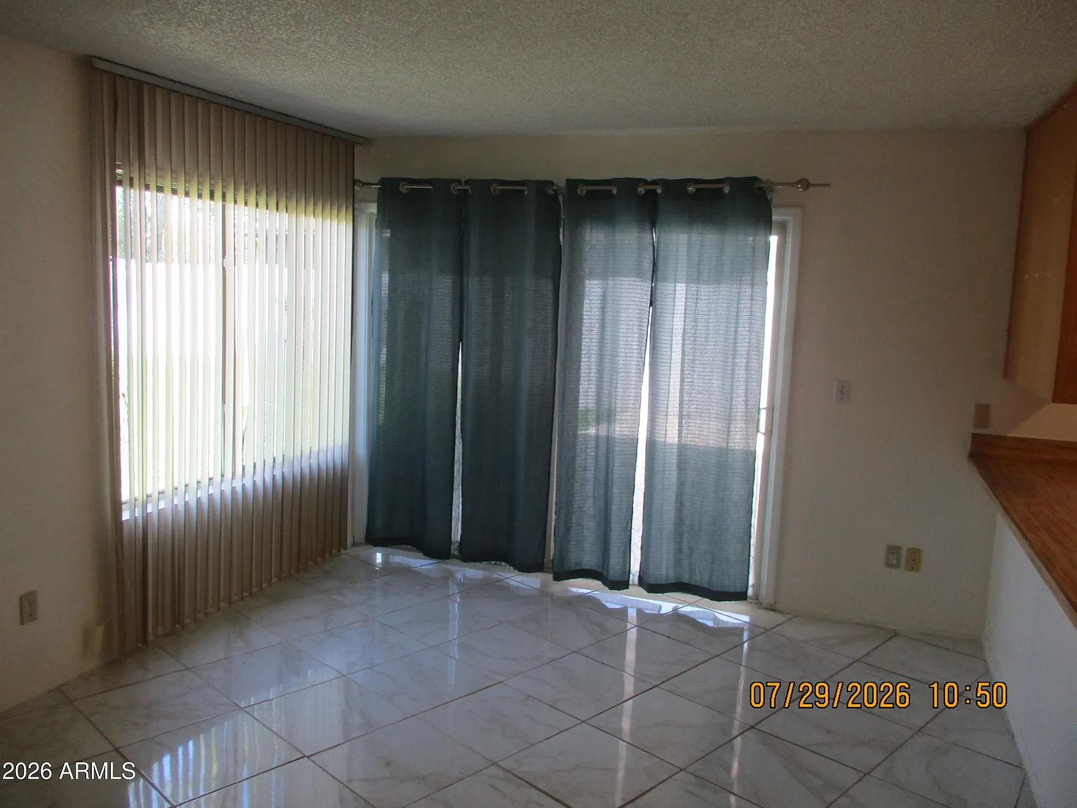 4 bed, 2.0 bath, 1359 sqft, $1,540 — Photo 2