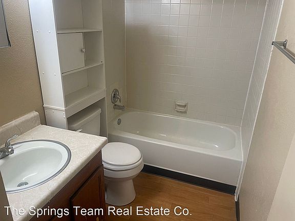 5th image of 3350 Cochran Dr APT B