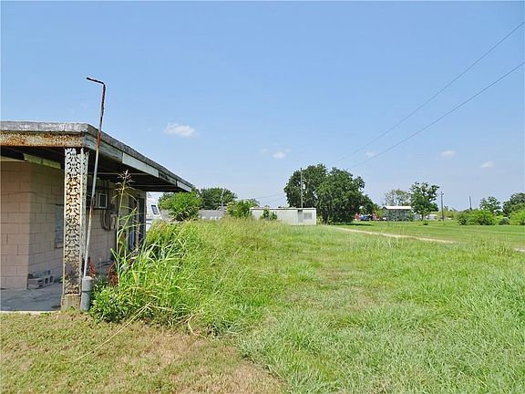 3rd image of 27383 Highway 23