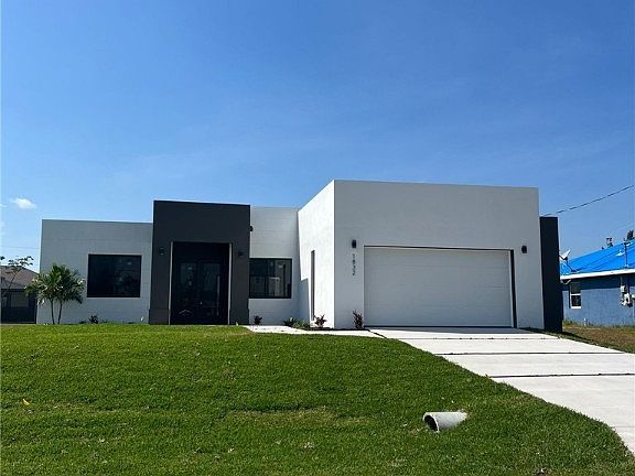 5th image of 1832 NW 22nd Pl