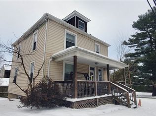 228 E Main St, Mount Pleasant, PA 15666