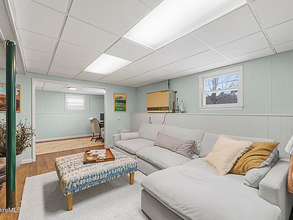 4th image of 184 Washington Mountain Rd