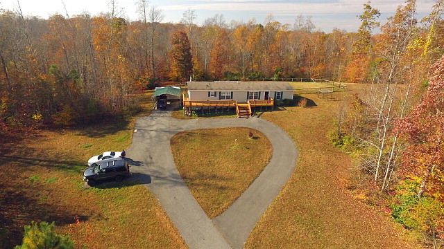 1st image of 2229 Luttrellville Ln