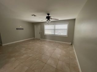 (Undisclosed Address), Naples, FL 34104