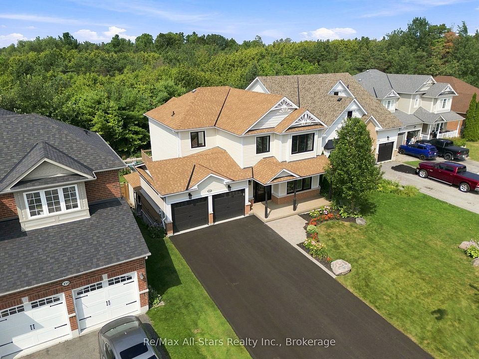 1st image of 222 Roseborough Ct