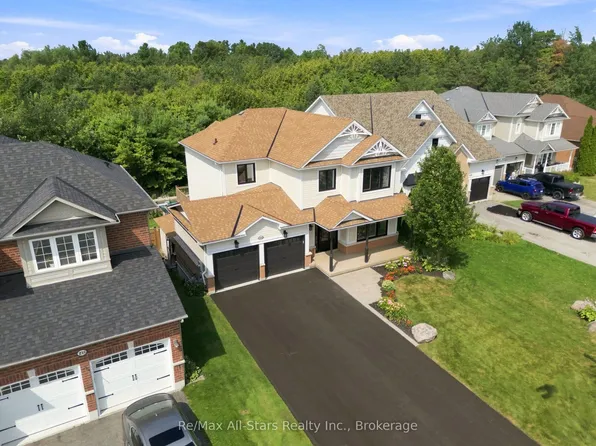 222 Roseborough Ct, Scugog, ON L9L 2E6