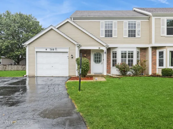 780 Trinity Ct, Carol Stream, IL 60188
