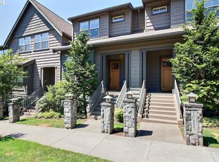 10121 SW Morrison St, Portland, OR 97225