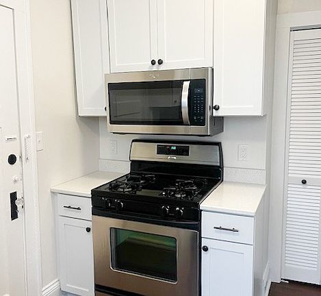 3rd image of 418-420 Morgan Ave S #3