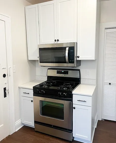418-420 Morgan Ave S #3 — Photo 3