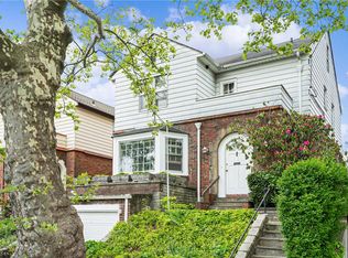 192 Hillcrest Rd, Mount Vernon, NY 10552