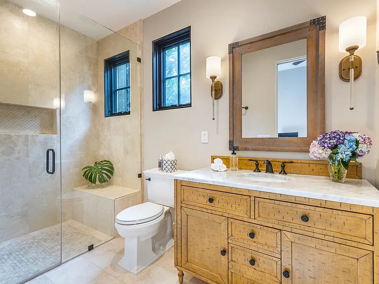 4520 Kahala Ave — Photo 33