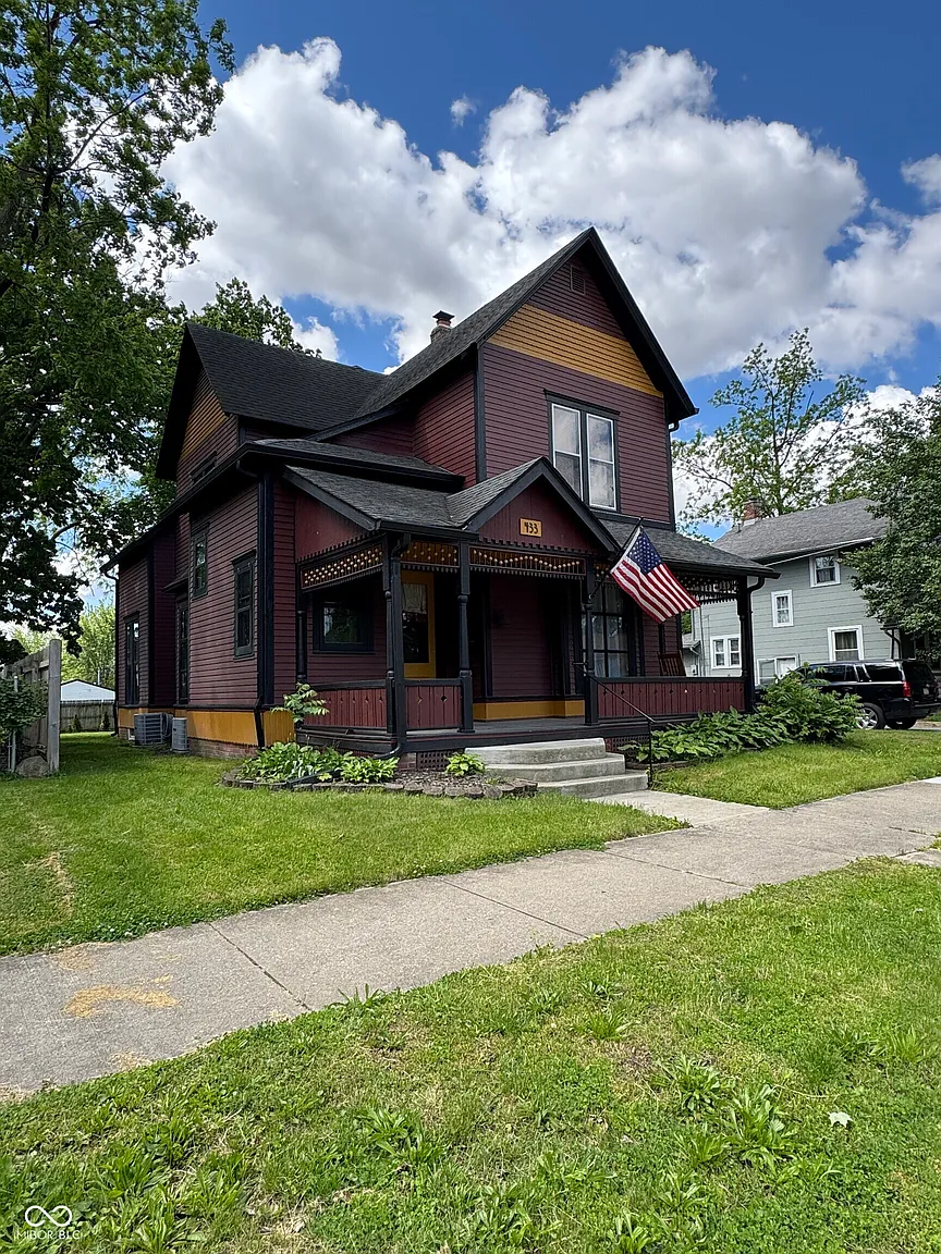 433 W Main St photo 1