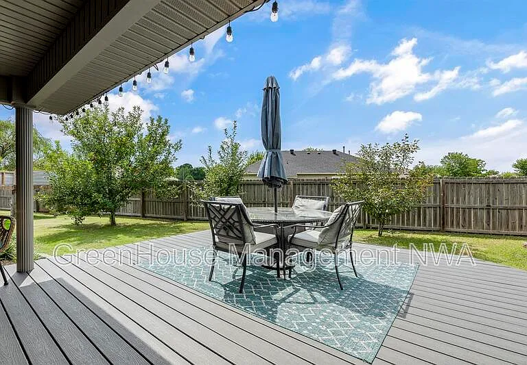 307 Blair Cir — Photo 21