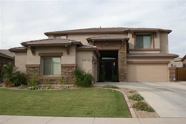 Look at this curb appeal!