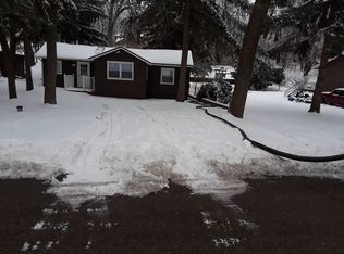 27708 W Rowe Ave, Spring Grove, IL 60081