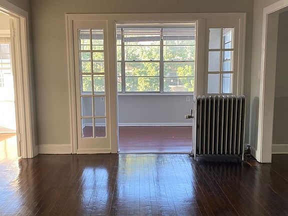 3rd image of 127-129 E 46th St #11455005