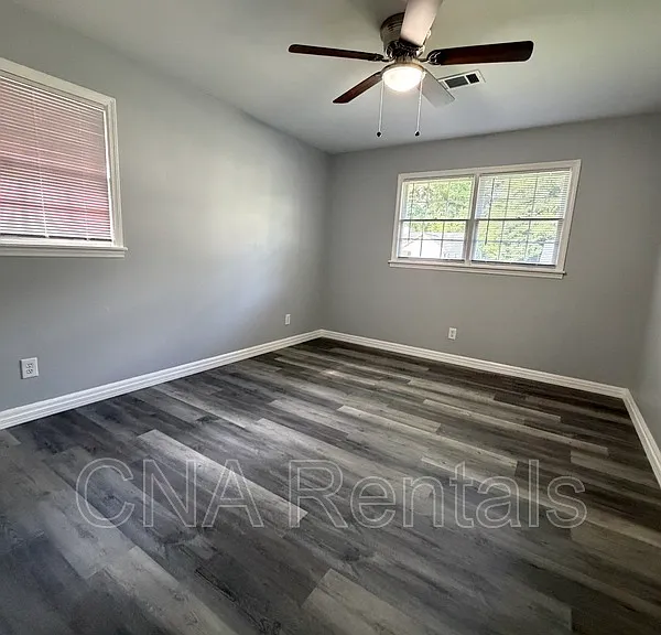 270 Kimberly Way — Photo 7