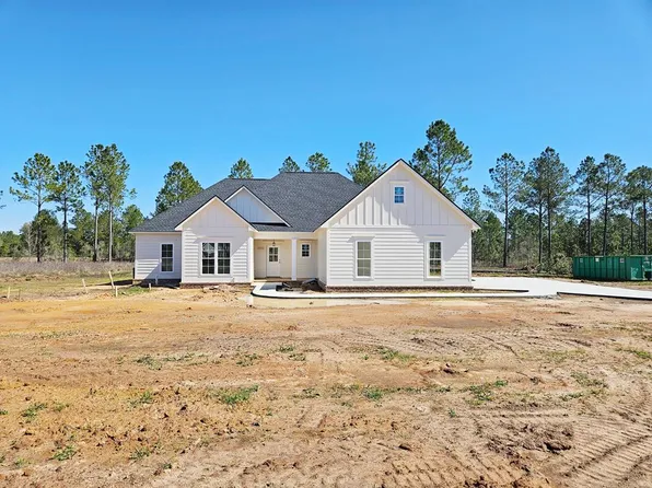 112 Stornoway Dr, Albany, GA 31721