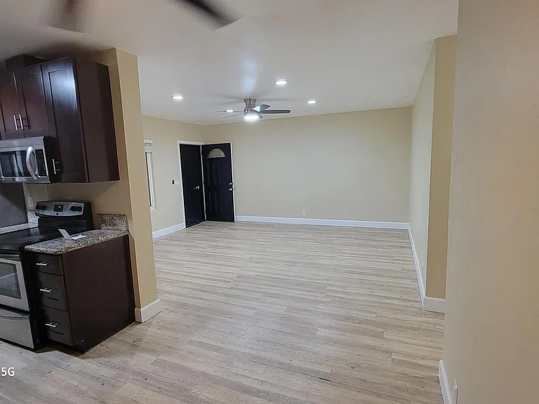 222 S Lincoln Ave S #7 — Photo 7