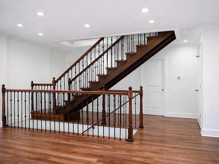 1633 Kalmia Rd NW #1 — Photo 7