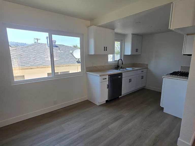 827 W Upland Ave #4 — Photo 8