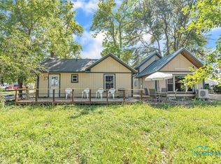 828 Reynolds Rd, Martin, OH 43445