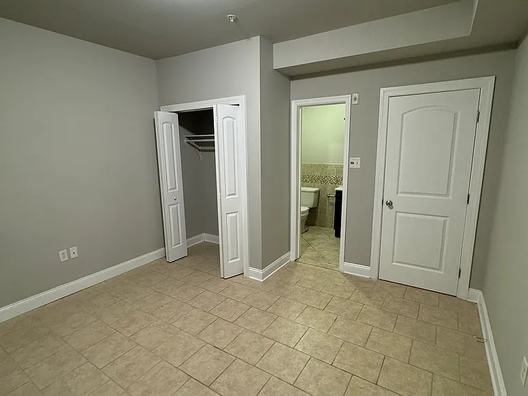 331 N 40th St #B — Photo 35