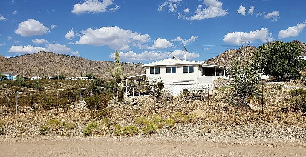 4490 N Sundown Dr — exterior photo