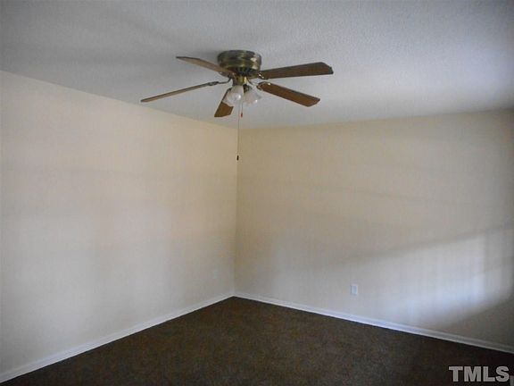 5th image of 307 S Darden St