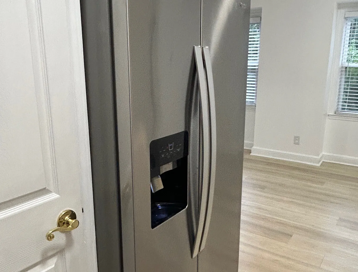 1 bed, 741 sqft, $1,500 — Photo 4