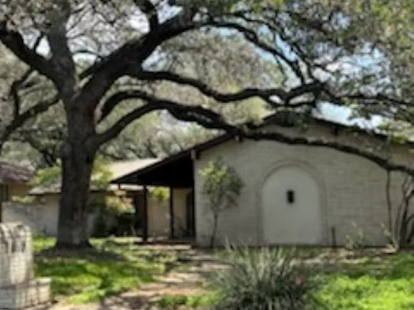 10118 N MANTON LN, San Antonio, TX 78213