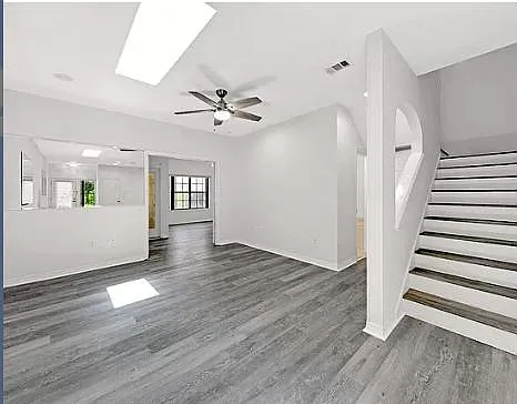1319 Treasure Cv — Photo 4