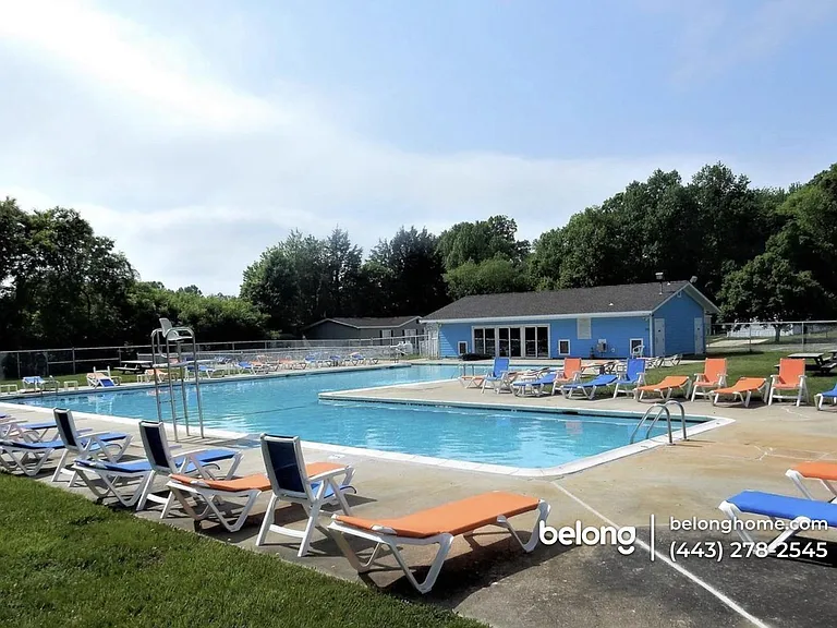 278 Janet Dr — Photo 3