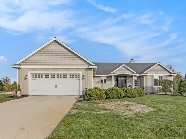 7775 Broadview Dr SE, Caledonia, MI 49316