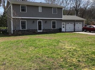 6 Gladbrook Rd, Pittsford, NY 14534