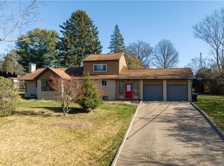 9342 Old Perry Hwy, Pittsburgh, PA
