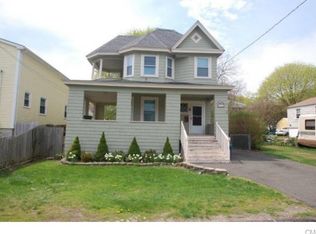 70 Grant St, Milford, CT 06460